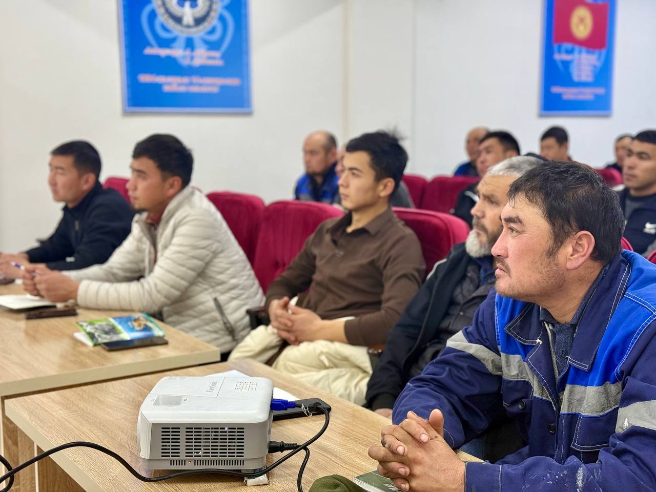 d9c423e9-8907-4882-adf3-ed7a416440ec